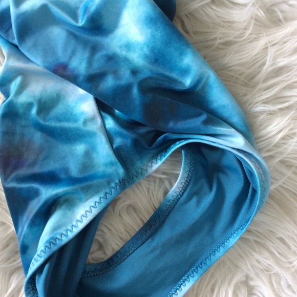 NWOT ASOS Weekday Porto One Shoulder Swimsuit - Picture 7 of 8